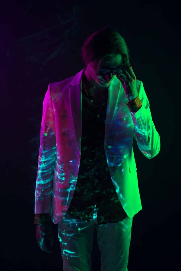 Comment adopter la mode androgyne tout en restant féminine